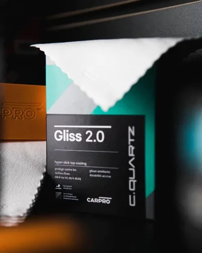 Miniatura 5 de CARPRO Gliss 2.0 - Recubrimiento cerámico para autos - Capa superior hidrofóbica – Extrema suavidad y protección contra manchas de agua