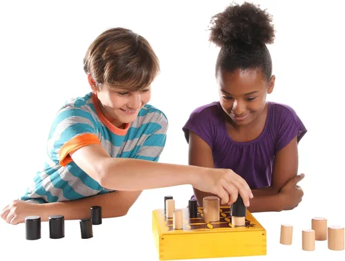 Miniatura 3 de Gobblet! Abstract Strategy Board Game - Award Winning Kids or Adults Original All Wooden Board Game by Blue Orange Games - 2 Players for Ages 7 to