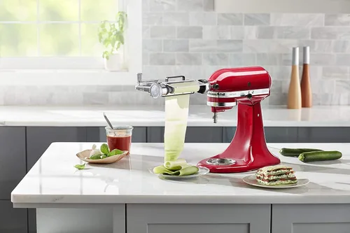 Miniatura 4 de Accesorio de corte de láminas de verduras KitchenAid con cuchilla para fideos, rojo - KSM2SCA