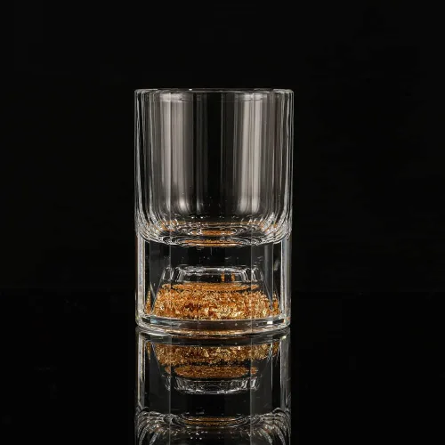 Miniatura 5 de SIYOUKI Juego de chupitos de cristal 1.7oz, decorado con escamas de hoja de oro de 24K, sin plomo, juego hecho a mano adecuado para MaoTai, licores