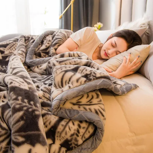 Miniatura 3 de LGYKUMEG - Manta de visón coreana de 59x79 pulgadas, manta suave y cálida de felpa sedosa - Manta reversible de 2 capas Raschel para cama individual