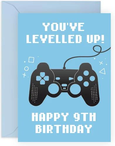 CENTRAL 23 Divertida tarjeta de noveno cumpleaños para niños – «You've Levelled Up!» – Feliz 9º cumpleaños – 9 años – Tarjeta de felicitación azul
