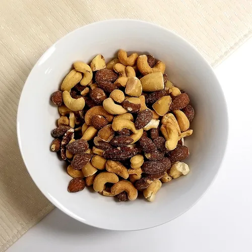 Miniatura 7 de Mixed Nuts Deluxe – Tostado y salado Recipiente reutilizable de 32 onzas Mezcla de aperitivos gourmet saludable con anacardos, almendras, nueces