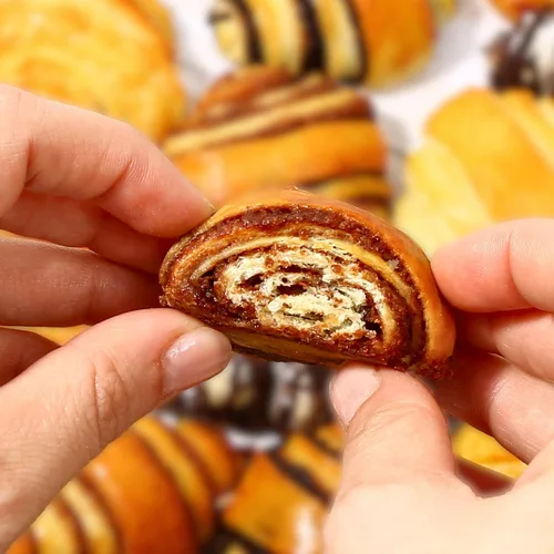 Miniatura 4 de Rollos de canela Bollos de canela Pastelería de desayuno Rugelach Pasteles Croissants de canela Sin colorantes añadidos Sin lácteos