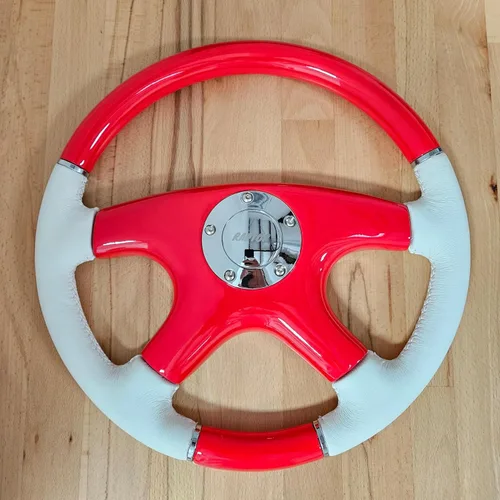 Miniatura 3 de Raptor Volante de madera roja y cuero blanco de 15