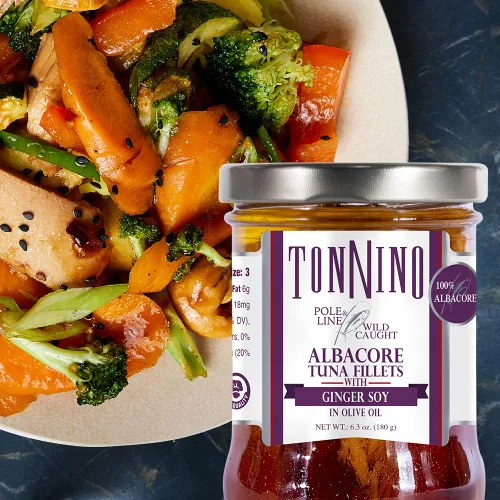 Miniatura 7 de Tonnino Atún Albacora - Trozos premium en agua con garbanzos, maíz y zanahorias - Paquete de 12 - Alternativa al salmón - Snacks proteicos - Comidas