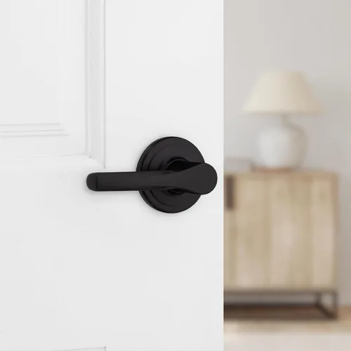 Miniatura 2 de Kwikset Henley - Manija de puerta de paso interior, manija para puertas de armario y pasillo, manija reversible sin bloqueo, color negro mate