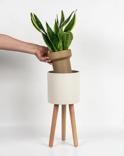 Bamworld - Soporte individual para plantas de interior, soporte de metal para plantas de interior, patas de madera, soporte para macetas de