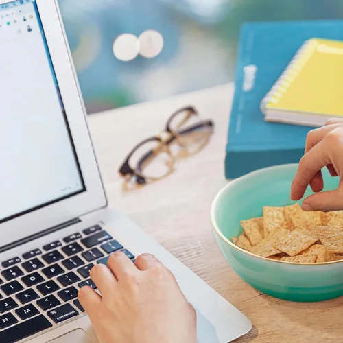 Miniatura 7 de Good Thins Paquete variado de galletas de arroz y maíz sin gluten, 4 cajas