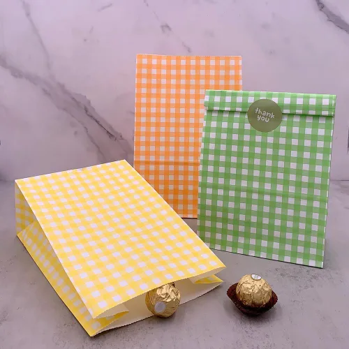 Miniatura 2 de 25 bolsas de regalo de fiesta, coloridas bolsas de papel de arcoíris, bolsas de regalo a cuadros, bolsas de regalo con calcomanías para fiesta