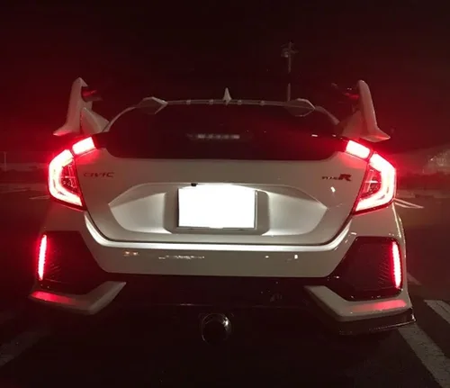 Miniatura 6 de iJDMTOY Reflectores de Parachoques LED de Lente Ahumada 24-SMD Compatibles con Honda Civic Hatchback 2017-21, SI o Sedan Tipo-R, Funcionan como