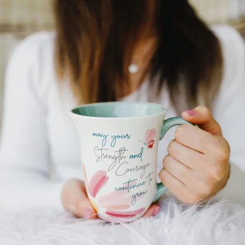 Miniatura 6 de Pavilion Gift Company - Fuerza y coraje - Taza grande de café de 16 onzas, taza con patrón floral, idea de regalo para el Día de la Madre, idea