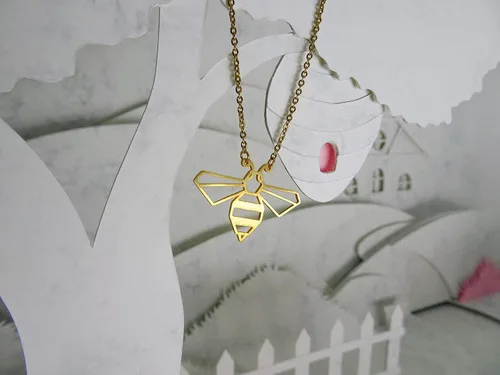 Miniatura 3 de La Menagerie Bee Gold Origami Jewelry - Collar de cadena geométrica de oro - Collar de oro chapado de 18 quilates para mujeres y niñas - Elegante
