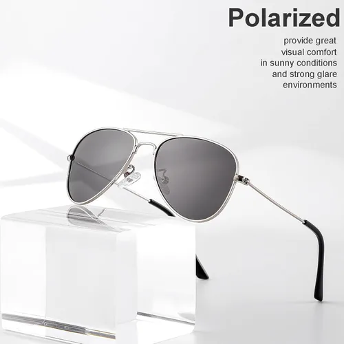 Miniatura 33 de Gleyemor Lentes de sol polarizados estilo aviador para niños y niñas, jóvenes, adolescentes, dos tamaños de 1.969 in y 2.047 in