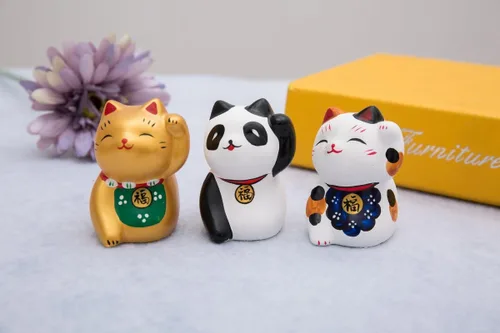 Miniatura 2 de Pintado a mano blanco Feng Shui Mini Maneki Neko Lucky Cat Fu (Fortuna)