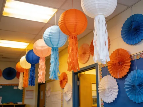 Miniatura 5 de Juego de linternas de papel azul y naranja (12 piezas) - Faroles colgantes de 6/8/10 pulgadas para fiestas de dibujos animados, eventos deportivos