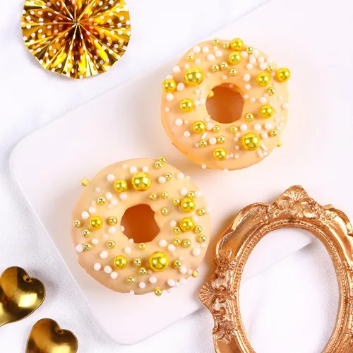 Miniatura 2 de Gránulos dorados para decoración de pasteles, perlas blancas, azúcar, chispas metálicas, cupcakes, galletas, coberturas de helado, 4.23 onzas, Oro