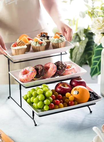 Miniatura 7 de LYEOBOH Juego de soporte y bandejas escalonadas, soporte grande para bandeja escalonada, bandeja para servir de 3 niveles con estante plegable más