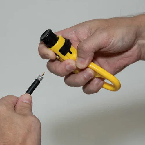 Miniatura 7 de Klein Tools VDV001819 Juego de herramientas, juego de prueba de instalación de cables con engarzadores, comprobador de cables Scout Pro 3