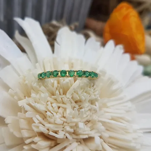 Miniatura 4 de Dazzlingrock Collection Round Gemstone or Diamond Eternity Stackable Wedding Band for Women in Gold