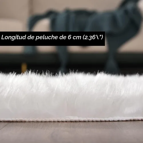 Miniatura 3 de Goolela Alfombra blanca esponjosa de piel sintética para dormitorio, alfombra de piel de oveja sintética de 2x3 pies, color blanco, alfombra peluda