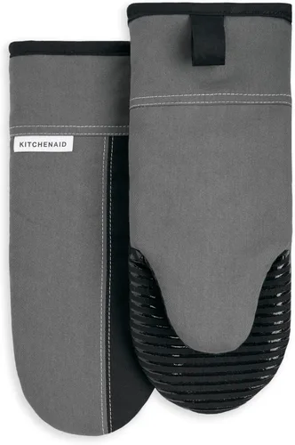 Miniatura 10 de KitchenAid Beacon - Juego de guantes de horno antideslizantes de dos tonos, batido/beige, 5.75 x 13 pulgadas, 2 piezas