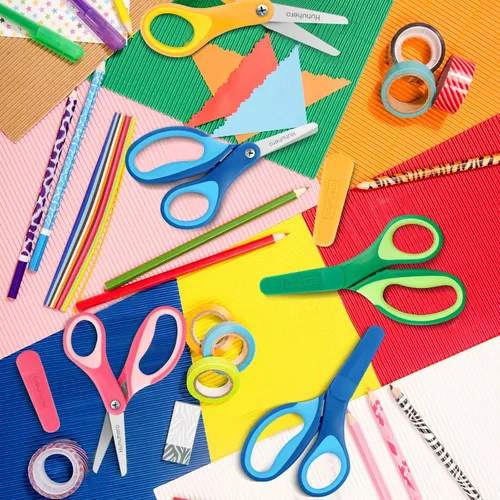 Miniatura 8 de Huhuhero Tijeras para niños, punta roma de seguridad de 5 pulgadas con tapa, tijeras de papel de corte para manualidades pequeñas para niños de 4 a