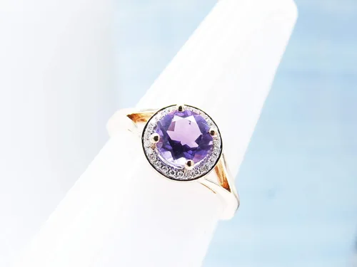 Miniatura 180 de Dazzlingrock Collection Anillo de compromiso redondo de 0.276 in con halo de diamante blanco y vástago dividido para ella en oro macizo de 14