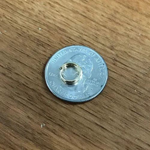 Miniatura 3 de Aretes de oro macizo de 14 quilates, tamaño PETITE, 0.098 in de ancho, diámetro interior, 0.236 in, cúpula, pequeños aretes de aro Huggie, Oro