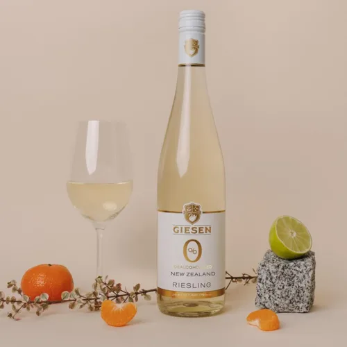 Miniatura 4 de Giesen Riesling sin alcohol - Vino blanco desalcoholizado prémium de Nueva Zelanda