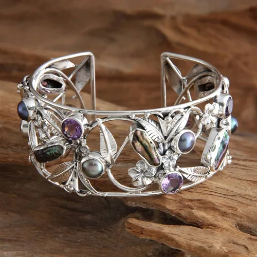 Miniatura 3 de NOVICA Pulsera de flor de amatista de perlas cultivadas de agua dulce hecha a mano de plata de ley 925, piedra natal floral de Indonesia morado