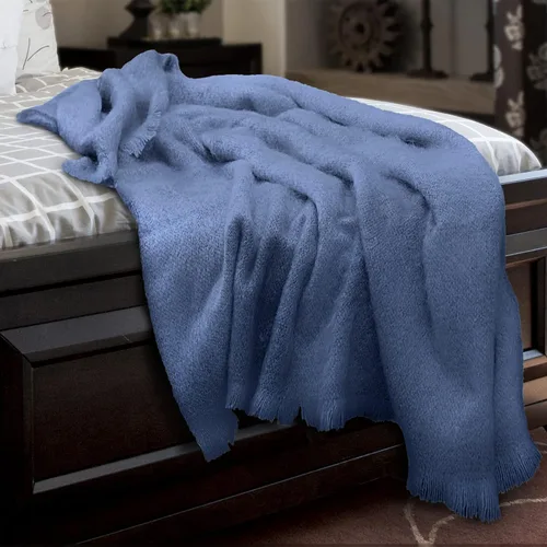 Miniatura 3 de Biddy Murphy Manta ultra suave de mohair y lana irlandesa, fabricada en Irlanda, 54 x 72 pulgadas, color azul sólido