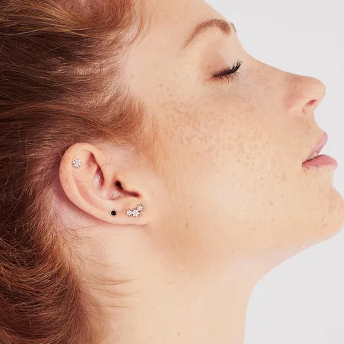 Miniatura 2 de SoSHESHINES Aretes chapados en oro de 14 quilates con poste de oro sólido de 14 quilates Piercing de cartílago pequeño e hipoalergénico