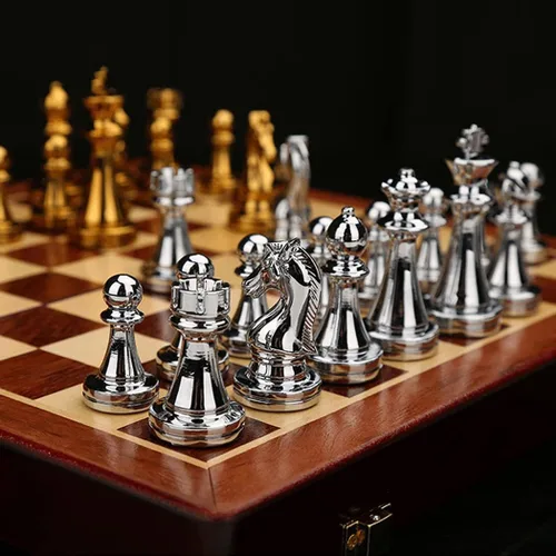 Miniatura 3 de Juego de ajedrez de metal grande de 11 pulgadas, caja de madera portátil con piezas de aleación, tablero plegable, ideal para adultos