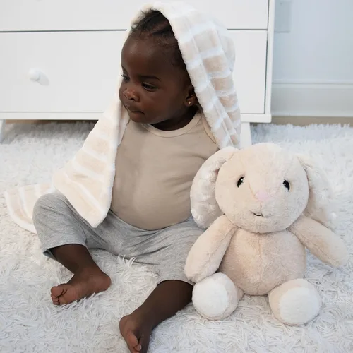 Miniatura 6 de The Peanutshell Juego de regalo adorable y esponjoso de conejo y manta de bebé rosa para niñas, lindos peluches, cosas de juguete de peluche, niños
