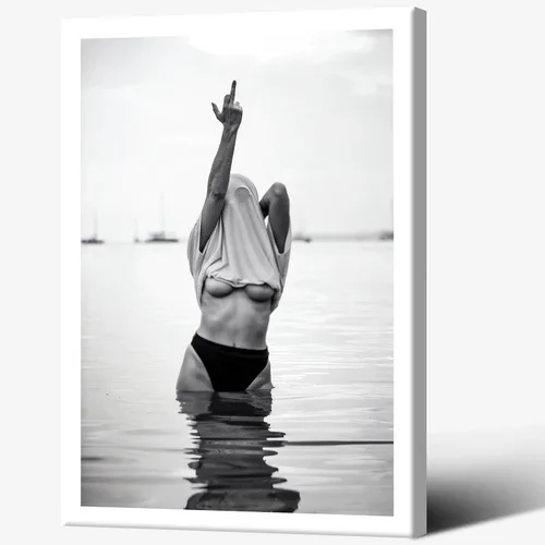 Miniatura 8 de Acqooeakt Arte de pared vintage de moda en blanco y negro Arte feminista de mujeres sexys en el lago Arte de dedo medio feminista Impreso en lienzo