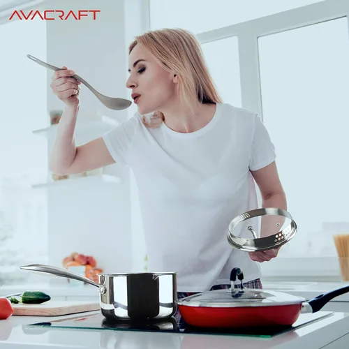 Miniatura 6 de AVACRAFT Cacerola de acero inoxidable de tres capas con tapa coladora de vidrio, dos picos vertedores laterales, mango ergonómico, cacerola