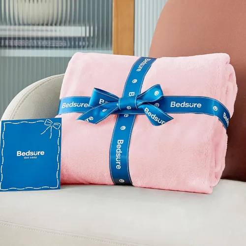 Miniatura 6 de Bedsure GentleSoft - Manta de forro polar rosa suave para sofá - 300GSM, mantas suaves y acogedoras para mujeres, lindas mantas pequeñas de forro 05