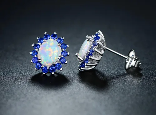 Miniatura 2 de Barzel Pendientes de tuerca chapados en oro blanco de 18 quilates con diseño de flor de ópalo