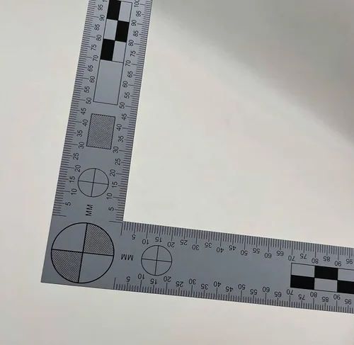 Miniatura 3 de Básculas de referencia reversibles en forma de L (negro y blanco), reglas de PVC para pruebas fotográficas, suministro forense de escena del crimen