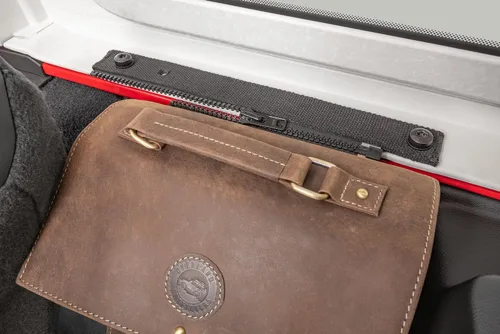 Miniatura 4 de Overland Outfitters Bolsa de sillín Sherpa, par de 2 – Compatible con Jeep Wrangler JL 2018-2022 – Cuero y lona de alta calidad – Se adapta a