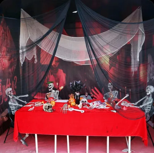 Miniatura 7 de Niurui Tela espeluznante negra de Halloween de 315 x 79 pulgadas, decoración espeluznante de Halloween para casas encantadas, suministros de fiesta