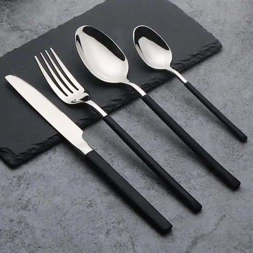 Juego de cubiertos negros mate para 6 personas, juego de cubiertos de acero inoxidable con cucharas, tenedores, cuchillos, vajilla para Navidad,