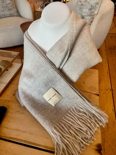 Miniatura 7 de Bufanda de alpaca 100% bebé Lujo Suave Elegante Hipoalergénicocontemporáneo