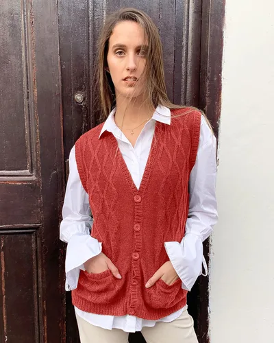 Miniatura 4 de TINKUY Chaleco peruano de lana de alpaca con cuello en V y rombos para mujer, S-4XL