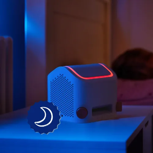 Miniatura 7 de YOTO Peppa Pig: On The Road with Peppa - Tarjeta de audio para niños para usar con reproductor y mini dispositivo de audio todo en 1, escucha