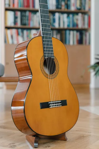 Miniatura 5 de Yamaha Guitarra clásica para alumnos, Natural, Talla full
