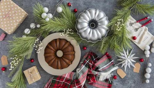 Miniatura 10 de Nordic Ware Bundt Original, 12 tazas, bronce