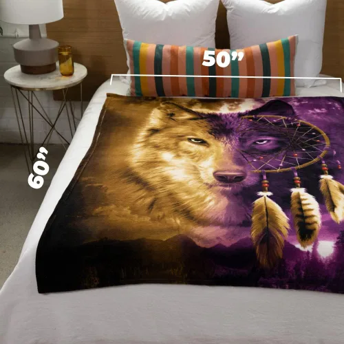 Miniatura 3 de Dawhud Direct Manta de Vellón con Atrapasueños de Lobo - 50x60 Pulgadas de Felpa Suave para Niños y Adultos - Manta Acogedora con Lobos para Cama