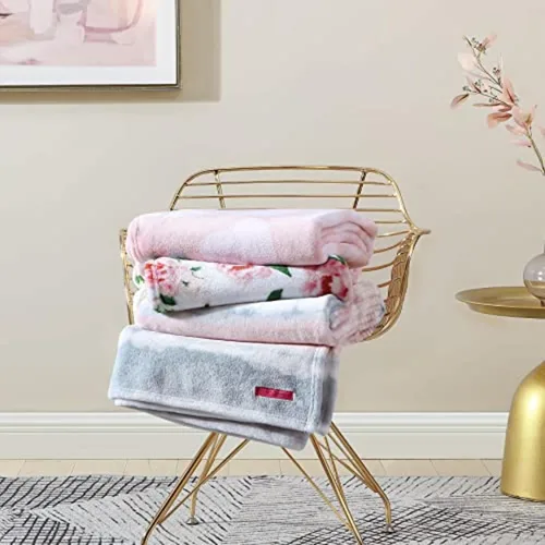 Miniatura 6 de Betsey Johnson - Manta para sofá o cama, manta súper suave y extragrande de aspecto audazmente mullido (corazón punteado rosa, 50" x 70")